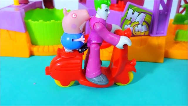 ❤ PEPPA PIG ❤ Peppa Pig e Homem Aranha Salvam Pig George - Desenho da Peppa Pig em Portugues