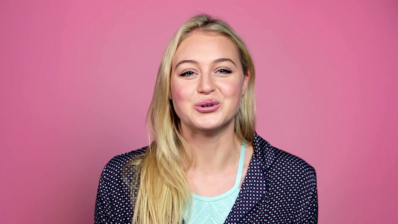 Gwen Stefani Gives Advice on How to Make Braces Look Cool _ Glamour-lBC1BGj70xA