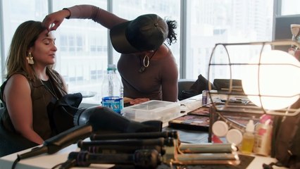 How Selfies Keep a Beauty-Obsessed Mother_Daughter Pair Connected-AjEnfL9_HTE