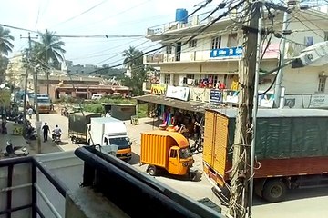 Bannerghatta Main Road Basavanapura Trapic