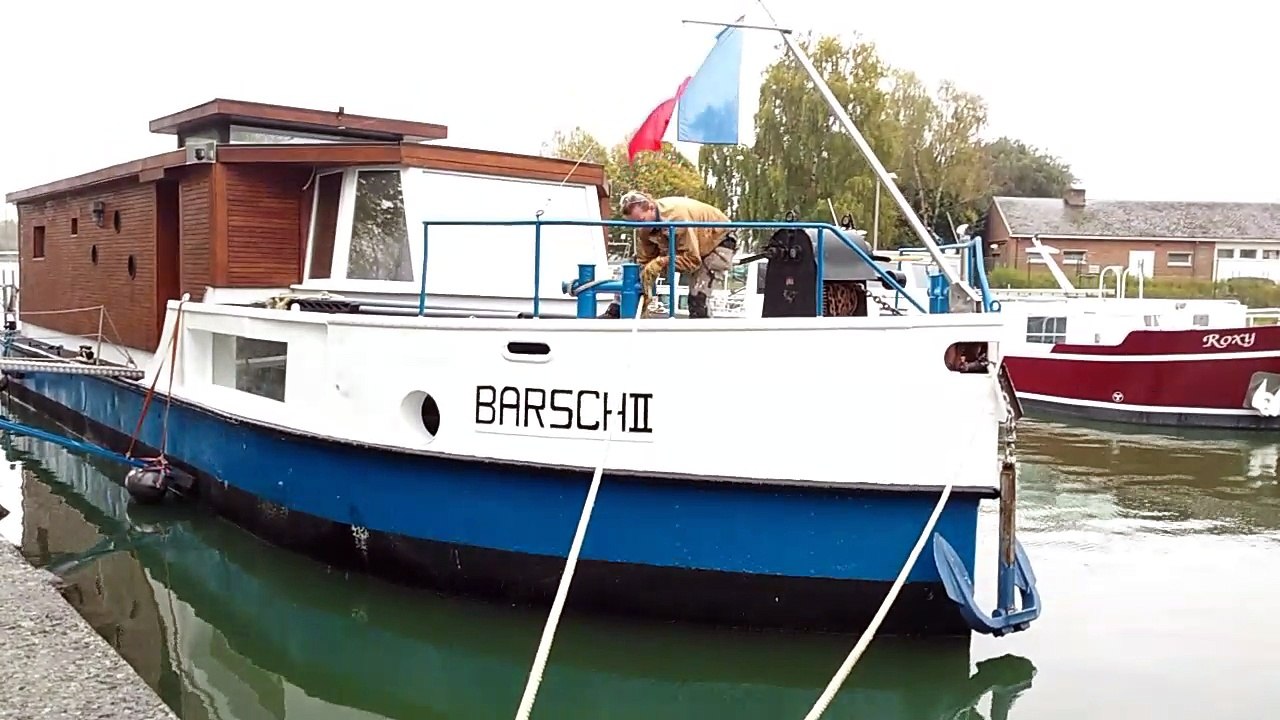 Péronnes : il construit une maison passive flottante