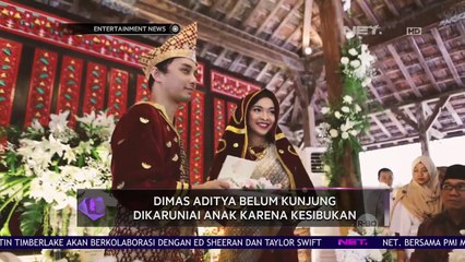 Descargar video: Sama Sama Sibuk, Dimas Aditya dan Tika Bravani Masih Belum Dikaruniai Momongan