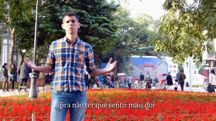 Chàng trai Brazil cover MV "Chưa bao giờ"