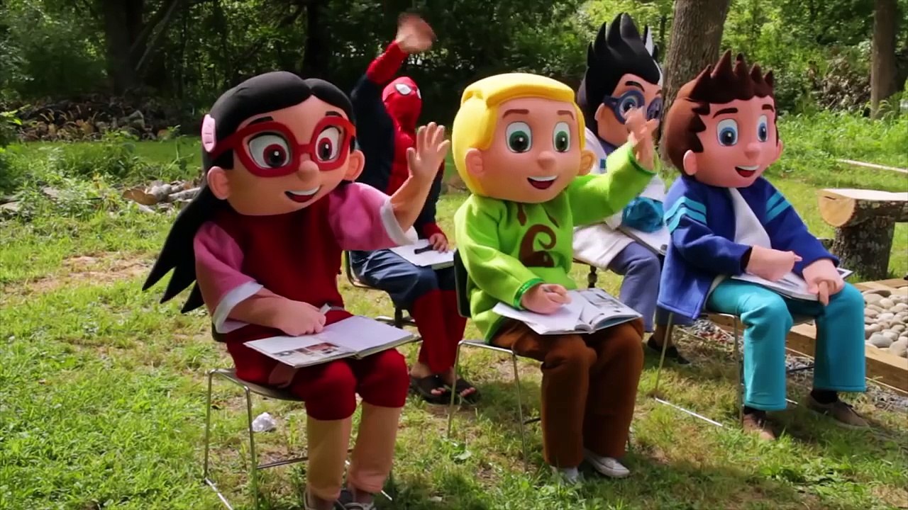 School Learning In Real Life - Villain Steals Toys Paw Patrol, Disney Ellie Sparkles