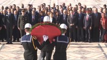 Akşener, Anıtkabir'i Ziyaret Etti