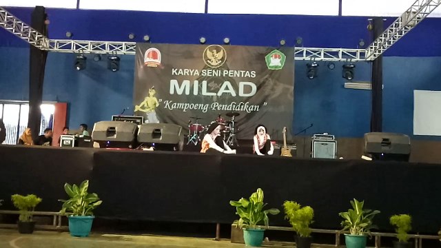 Pentas seni Indonesia