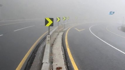 Bolu Dağı'nda Yağmur ve Sis Etkili Oluyor