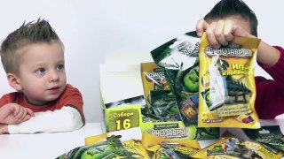 Боевые Динозавры Распаковка игрушек Игры с Динозаврами. Видео для детей