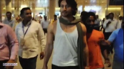 108.Tiger Shroff, Disha Patani snapped outside the airport