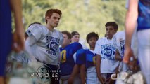 'Riverdale' 2x03 Promo: 'The Watcher In The Woods'
