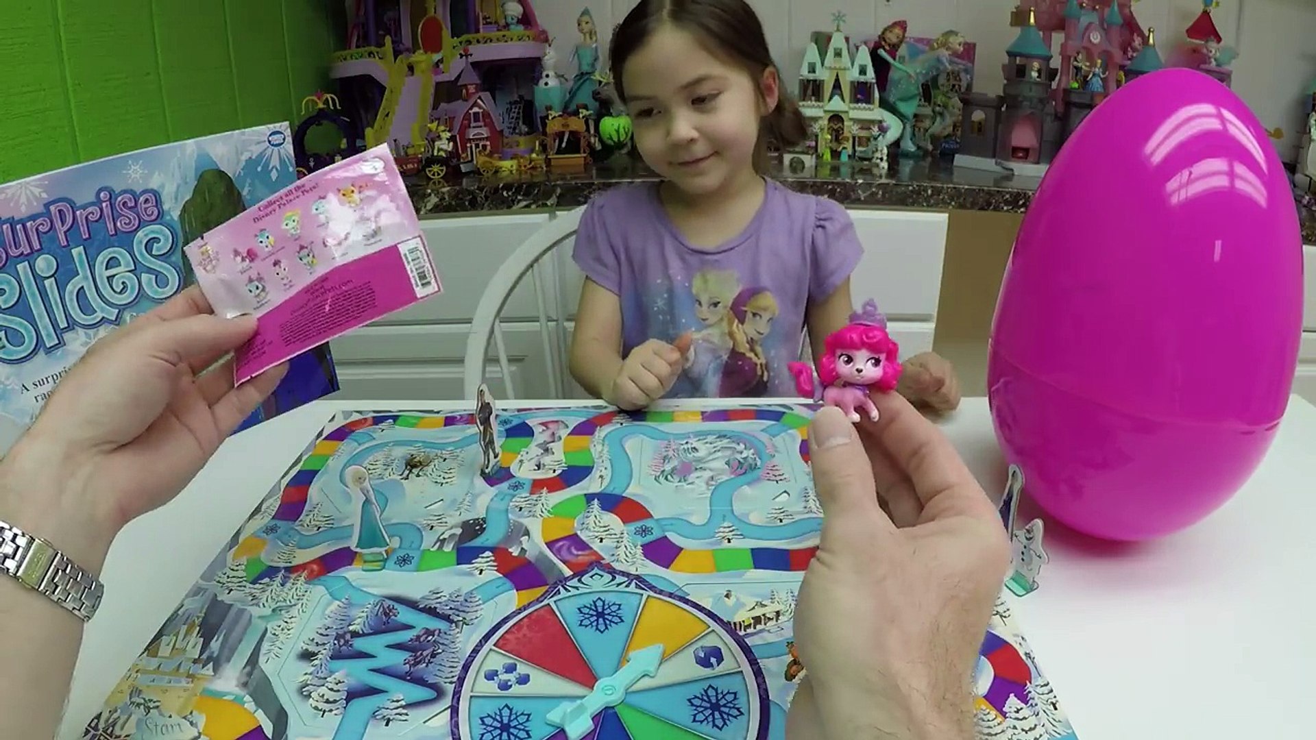 ⁣DISNEY FROZEN SURPRISE SLIDES GAME + Giant Egg Surprise Opening Toys Princess Palace Pets Toy Review