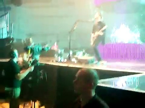 Muse - New Born, International Arena, Cardiff, UK 11/12/2006