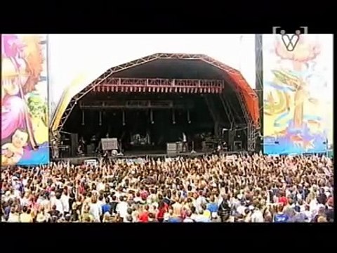 Muse - New Born, Sydney Showgrounds, Big Day Out, Sydney, NS, Australia 1/23/2004