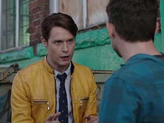Dirk Gently's Holistic Detective Agency Season 2 Episode 3 : Two Broken Fingers