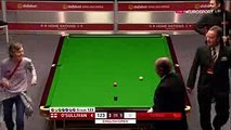 Woman invades snooker match and Ronnie O'Sullivan lets her pot the black  English Open 2017