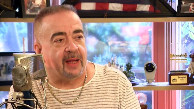 Cosmic Ray’s Starlight Cafe Review | Disney Dining Show | 10/25/17