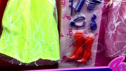 Doll Clothes and Shoes-zIBDH_0SyKY