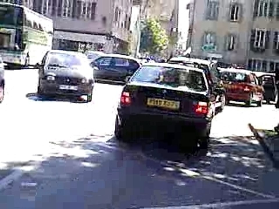 LE CORTÉGE.