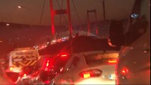 15 Temmuz Şehitler Köprüsünde Kaza: Trafik Durma Noktasına Geldi