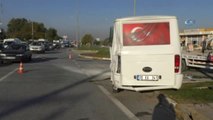 Denizli'de Midibüs ile Yolcu Minibüsü Çarpıştı: 6 Yaralı