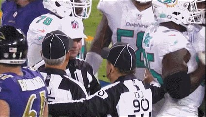 William Hayes poked Ravens player in the eye!