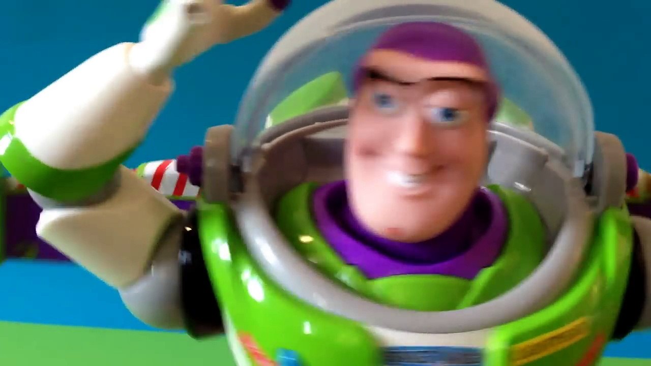 Toy Story Talking Buzz Lightyear-1-8WJmdem20