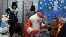 Новогоднее party в детском саду Дед Мороз жжёт и подарки от Макса и Кати для деток в садике