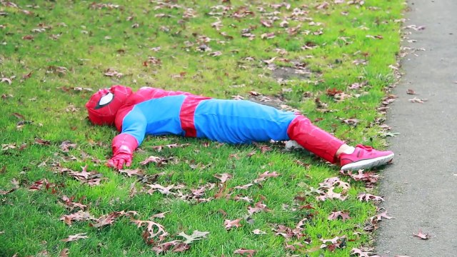 Batman Spiderman vs VENOM KIDS SUPERHEROES Power Wheels kid Racing TOYS parody in real life battle-Fmx9LzN8XYg