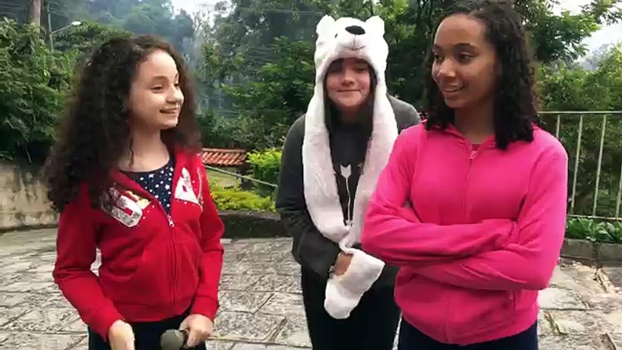 TOUR PELA CASA DAS YOUTUBERS MIRINS