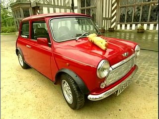 Richard Hammond Reviews The Iconic 1959 Mini Cooper-wpBXjulfyPw