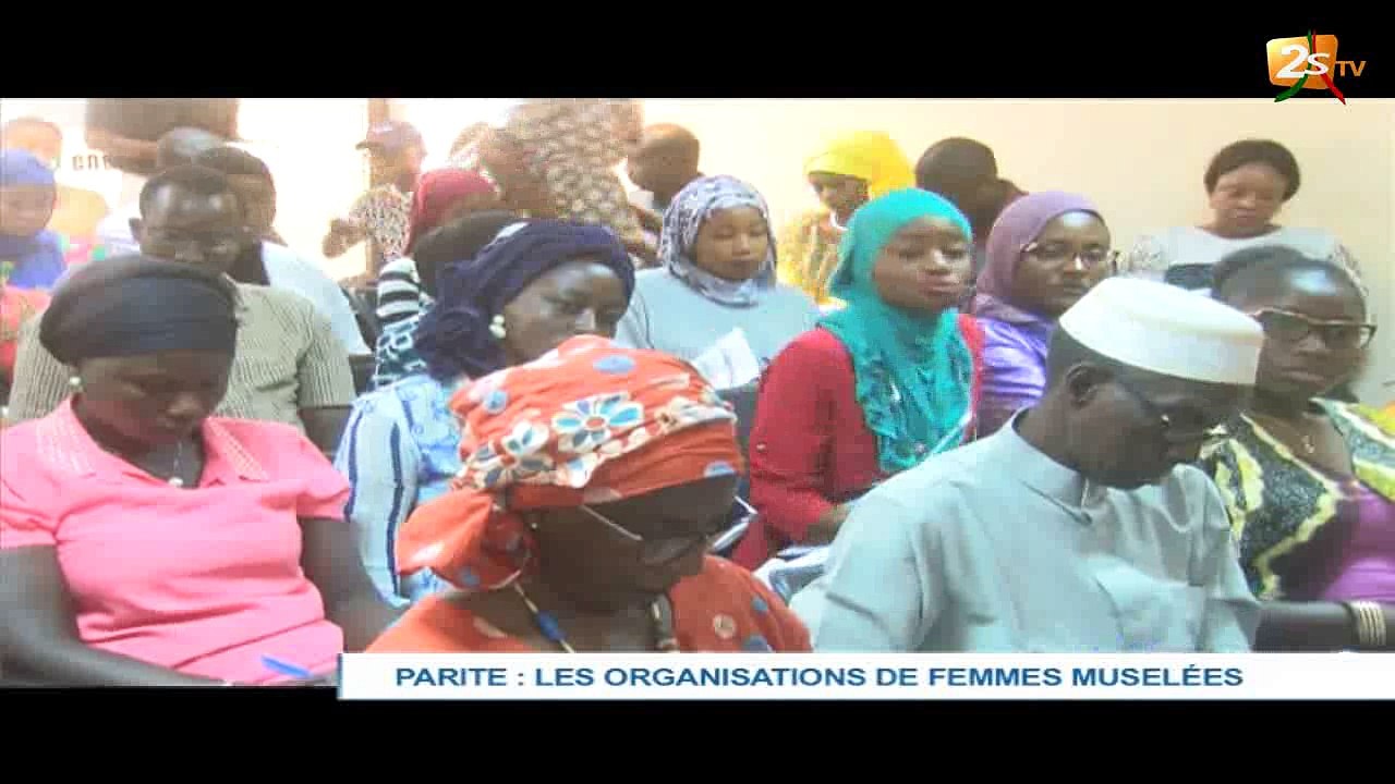 PARITÉ : LES ORGANISATIONS DE FEMMES MUSELÉES