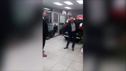 C'etait le pas de danse de trop... Pantalon foutu!