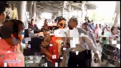 22.Why Priyanka Chopra didn't perform with Deepika Padukone at IIFA-