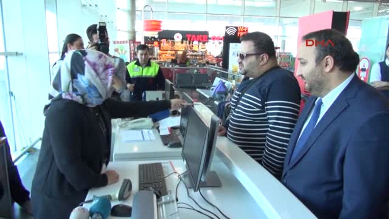 THY'den Görme Engelli Yolculara Braille Alfabeli Biniş Kartı