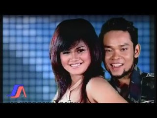 Ella Agustin - Tak Mungkin (Official Music Video)