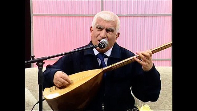 Üstat Cahit UZUN Türkiye'nin Tezenesi-Kanal B-Karpuz kestim yiyen yok