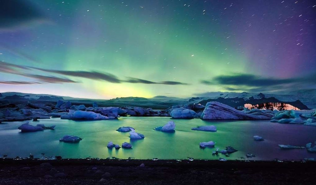 Sous les Étoiles 2/5 : les Aurores Boréales du Canada - HD (2017)