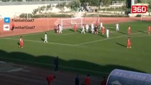 Humbën dy penallti me qëllim, ja trukimi më spektakolar në futboll (360video)