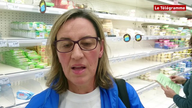 Pénurie de beurre La FDSEA en colère dans un hypermarché de Vannes