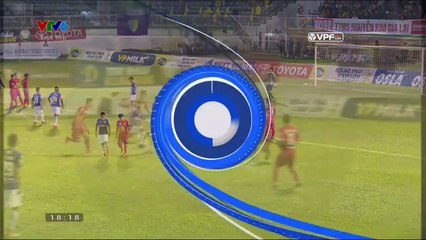 2-2 Nguyễn Văn Quyết Penalty Goal Vietnam  V-League - 27.10.2017 Hoang Anh Gia Lai 2-2 T&T Ha Noi