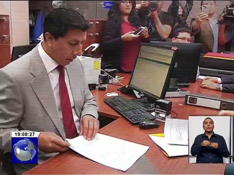 Dirigentes de AP presentan observaciones a consulta popular