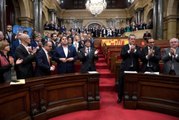İspanya Hükümeti, Katalonya Özerk Yönetimini Görevden Aldı