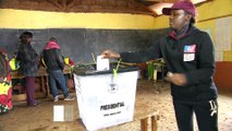 Polls close as violence mars Kenya election rerun