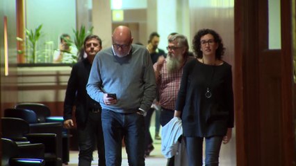 JxSí y CUP piden instar al Govern a proclamar una república