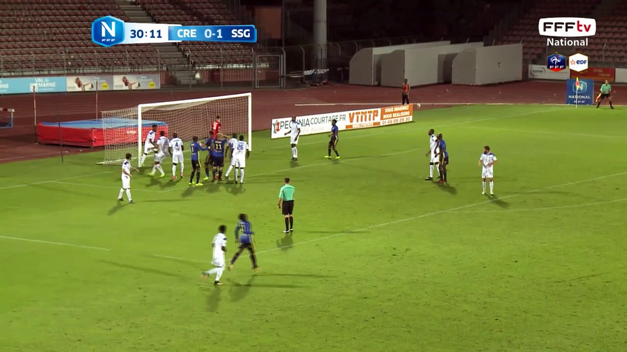 Tête de Boyer sur ce corner!