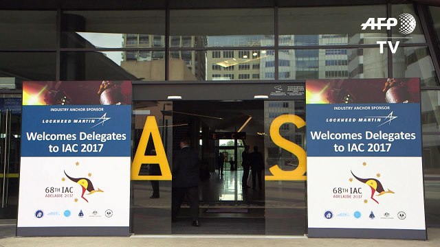 Tapete de boas-vindas cósmicas