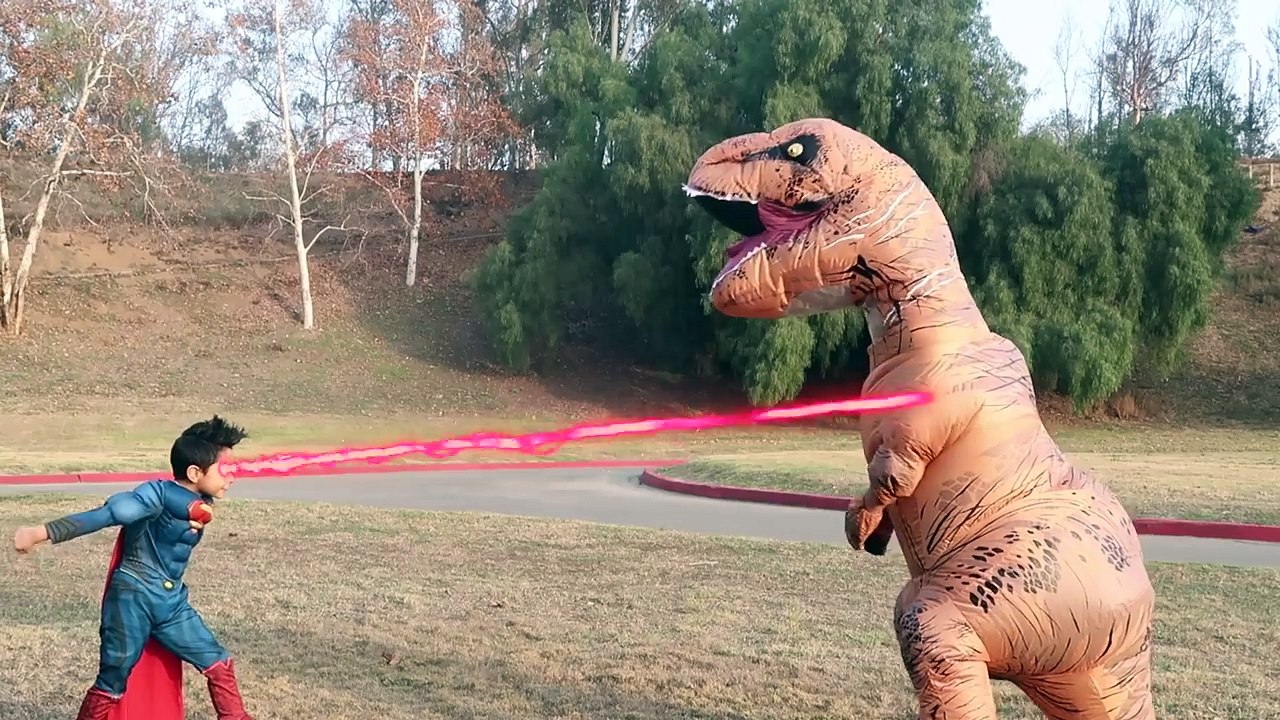 Superman vs T-Rex dinosaur Battle In Real Life Superhero Spiderman surprise Toys PJ Masks shark trex-HucyKv5hkSc