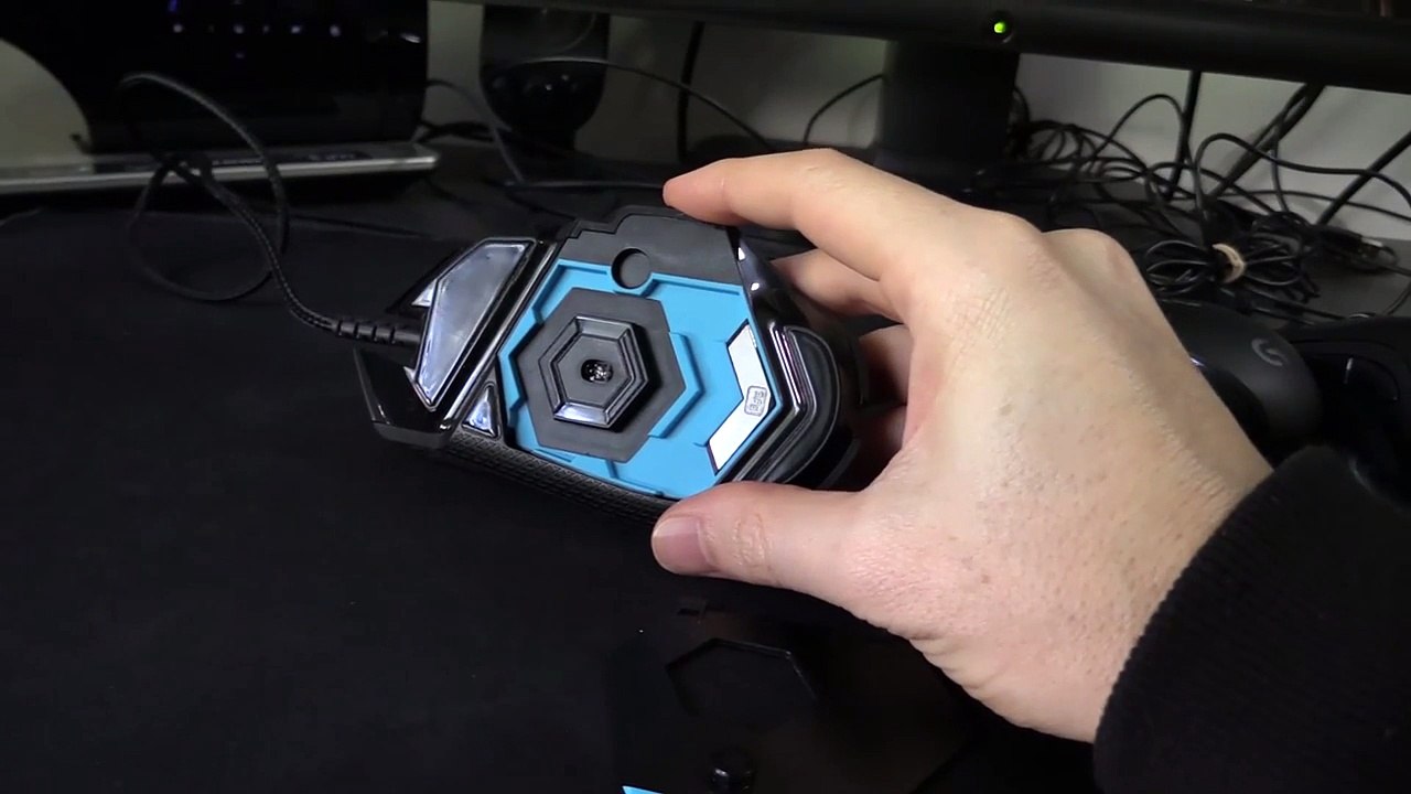 Updated review link in description  Logitech G5...