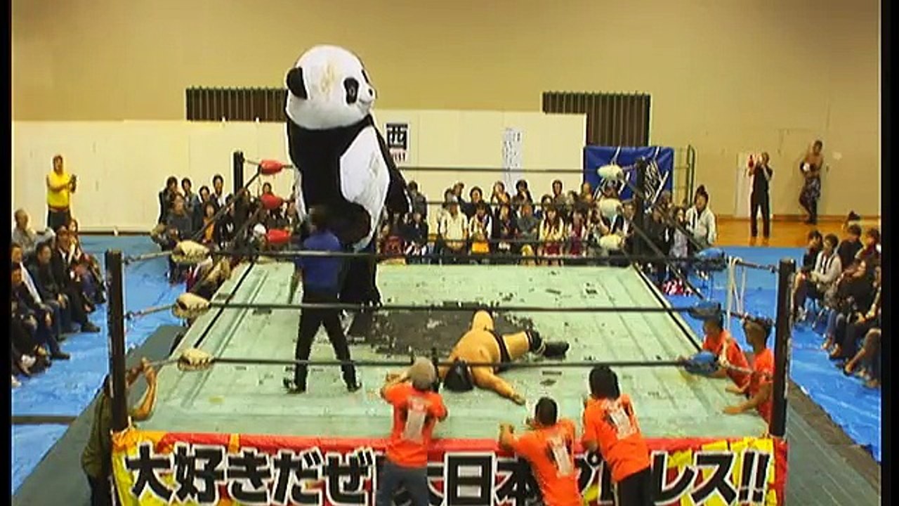 Andre the Giant Panda vs. Stan Kobayashi (10/4/17)