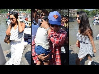 Shah Rukh Khan Returns With His Family In Style After Celebrating His 26th Anniversary